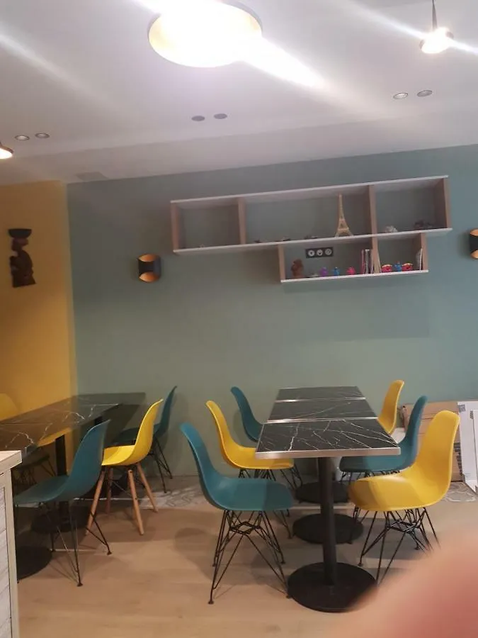 Panam Hotel Paris Gambetta- Place Gambetta-Mairie Du 20 Emme