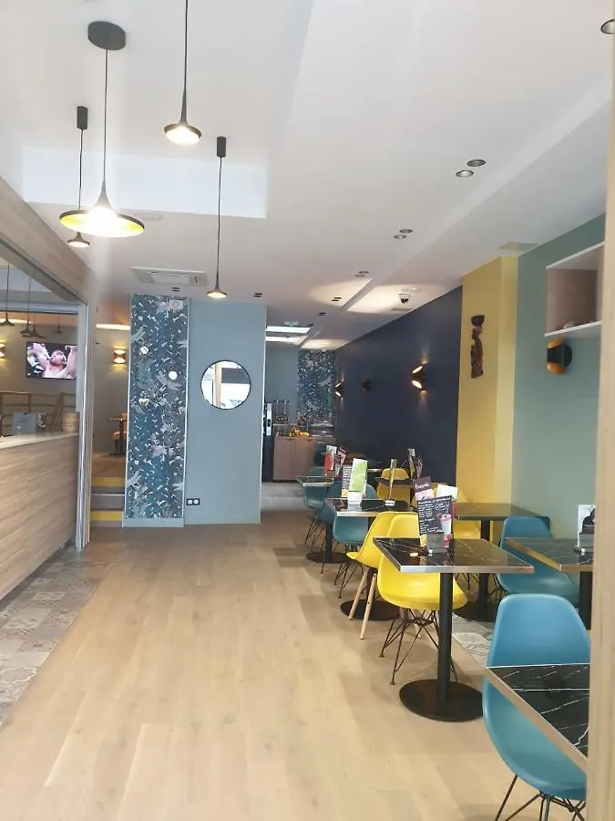 Panam Hotel Paris Gambetta- Place Gambetta-Mairie Du 20 Emme